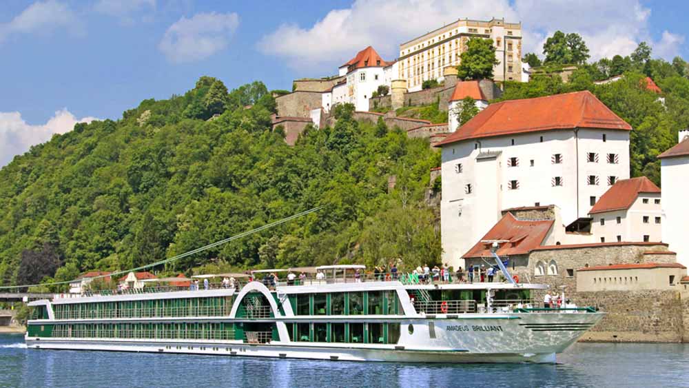 Flussreise - Goldener Herbst auf der Donau