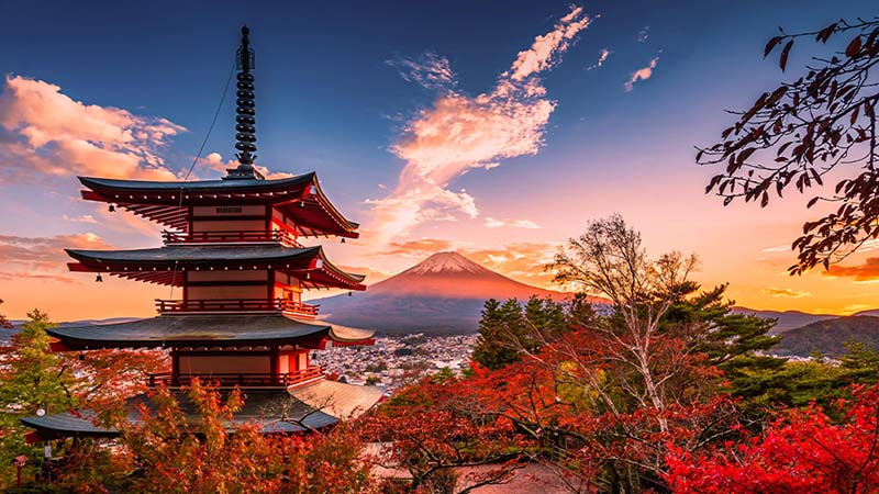 Faszination Japan – Im Farbenrausch des Herbstes